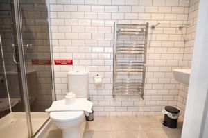 Ensuite- click for photo gallery